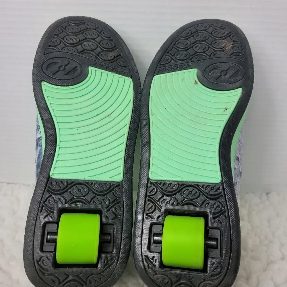 HEELYS Split Glow Wheely Skate Shoes Size 6 Glow In Dark Moon Stars